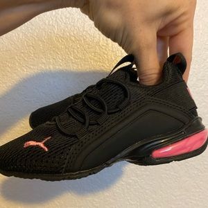 Toddler black amd pink puma girl tennis shoes sneakers